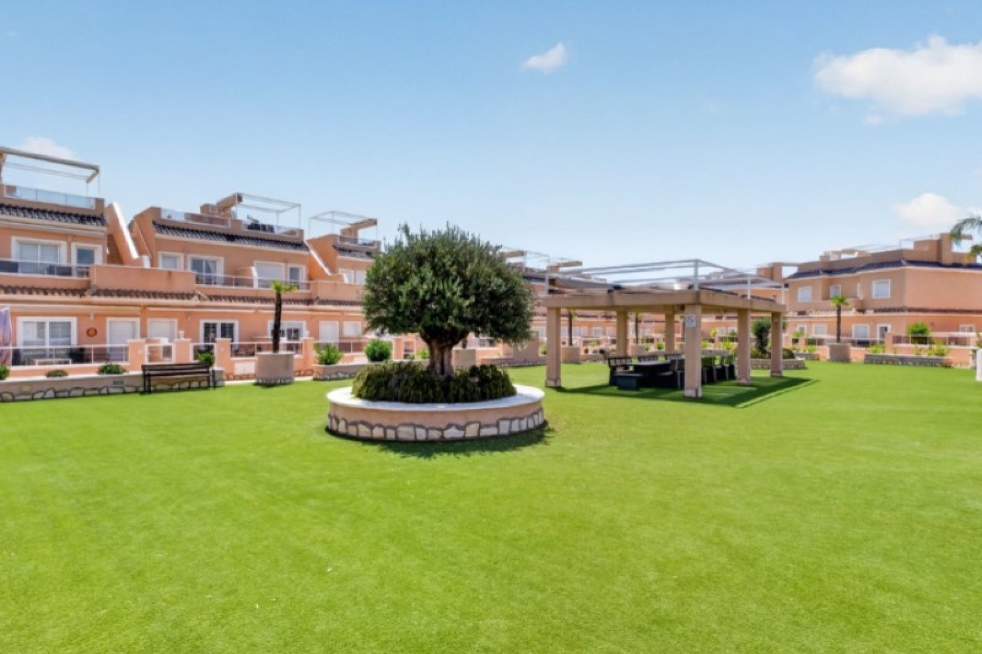 Herverkoop - Town House -
Orihuela - Inland