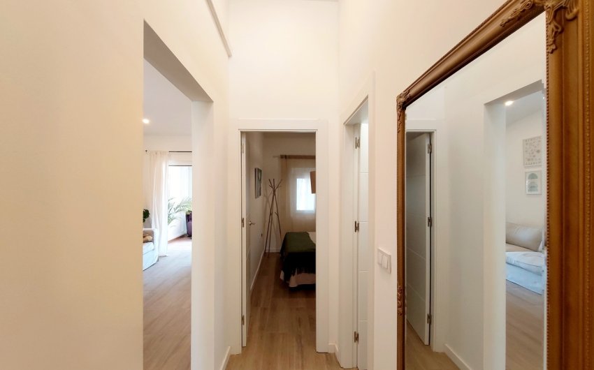 Herverkoop - Town House -
Playa Flamenca - Costa Blanca
