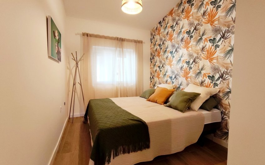 Herverkoop - Town House -
Playa Flamenca - Costa Blanca