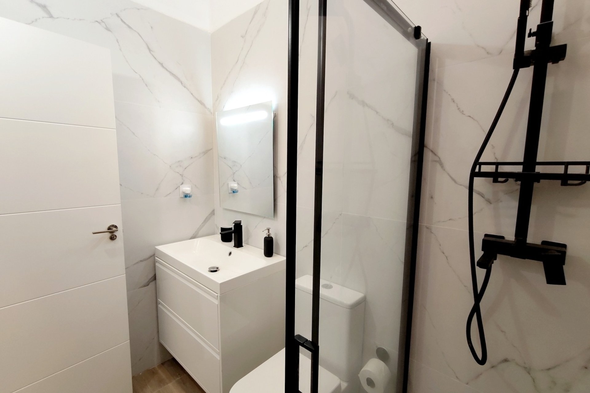 Herverkoop - Town House -
Playa Flamenca - Costa Blanca