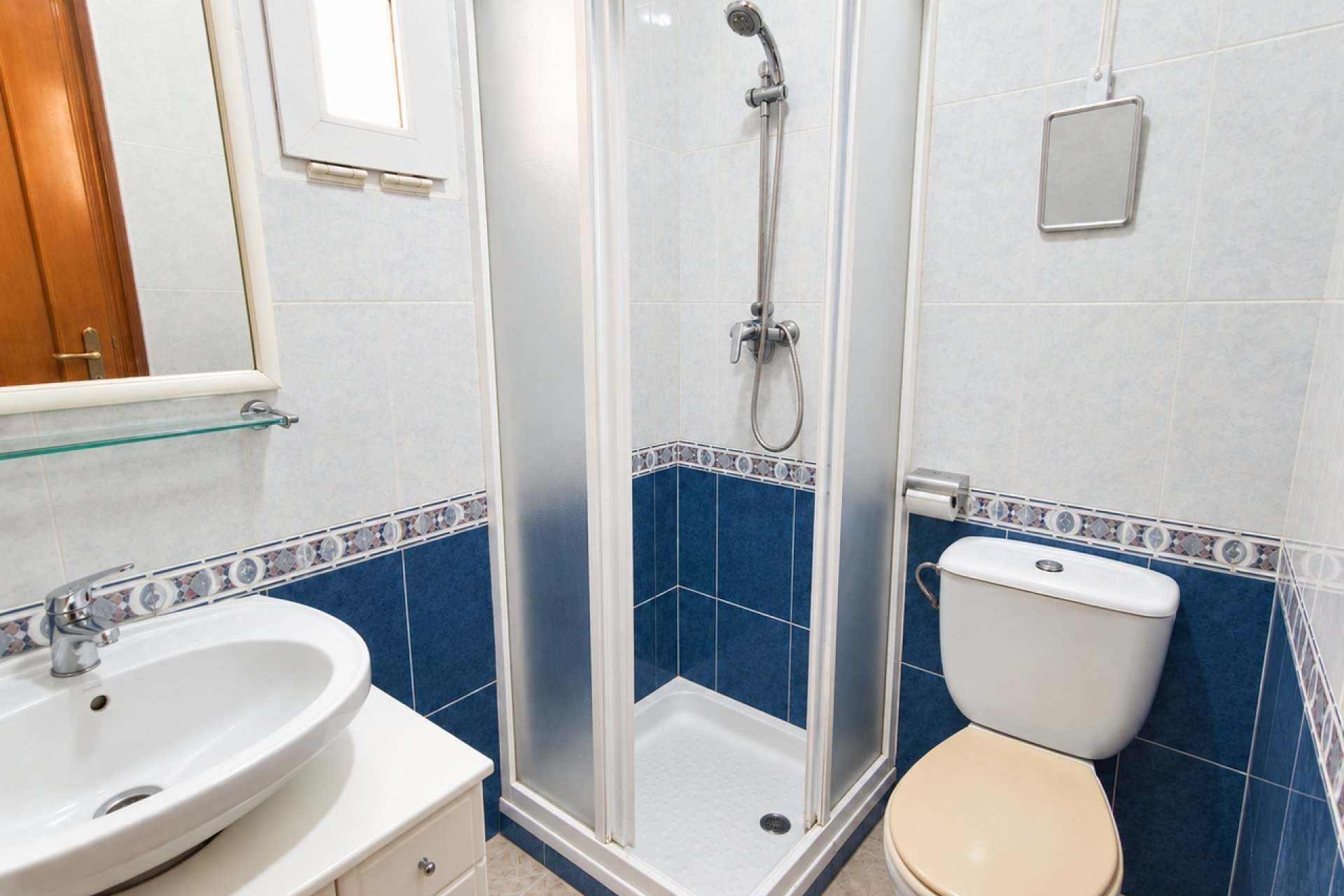 Herverkoop - Town House -
Playa Flamenca - Costa Blanca