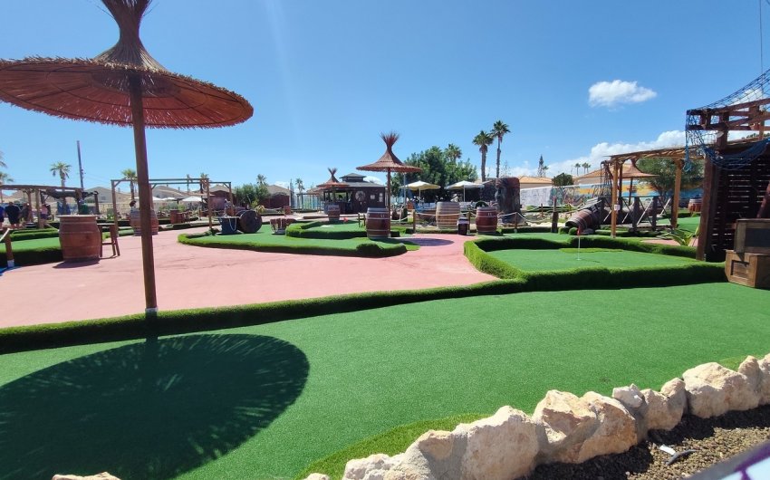 Herverkoop - Town House -
Playa Flamenca - Costa Blanca