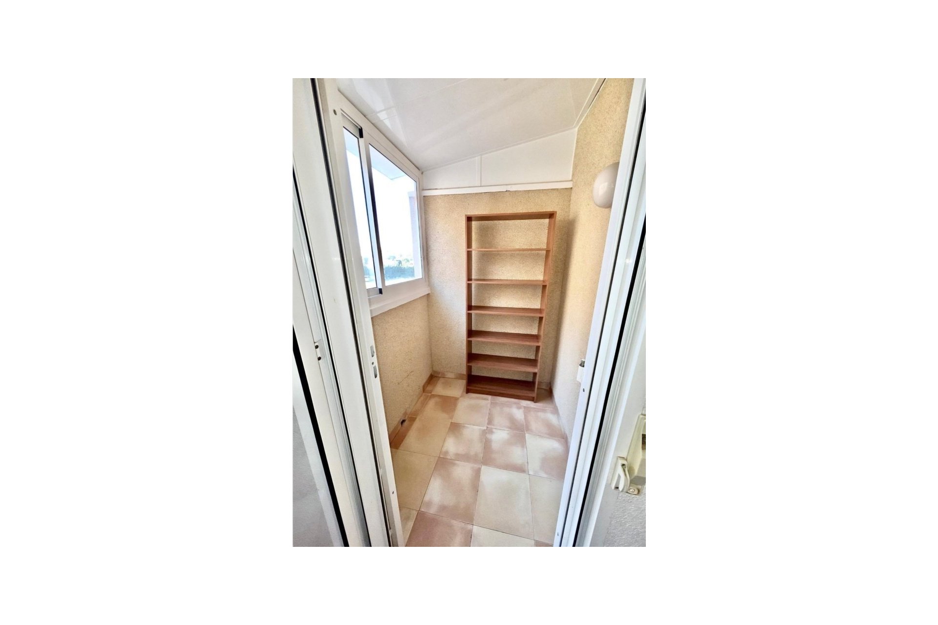 Herverkoop - Town House -
Playa Flamenca - Costa Blanca