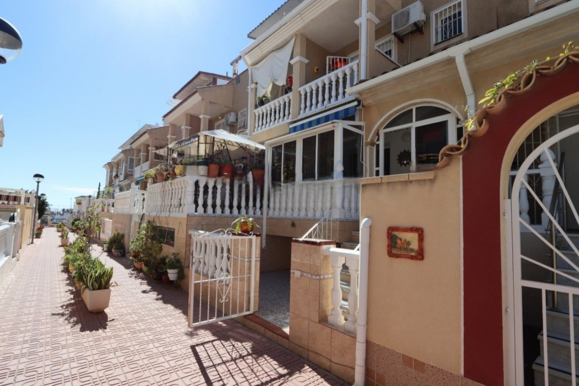 Herverkoop - Town House -
Playa Flamenca - Costa Blanca