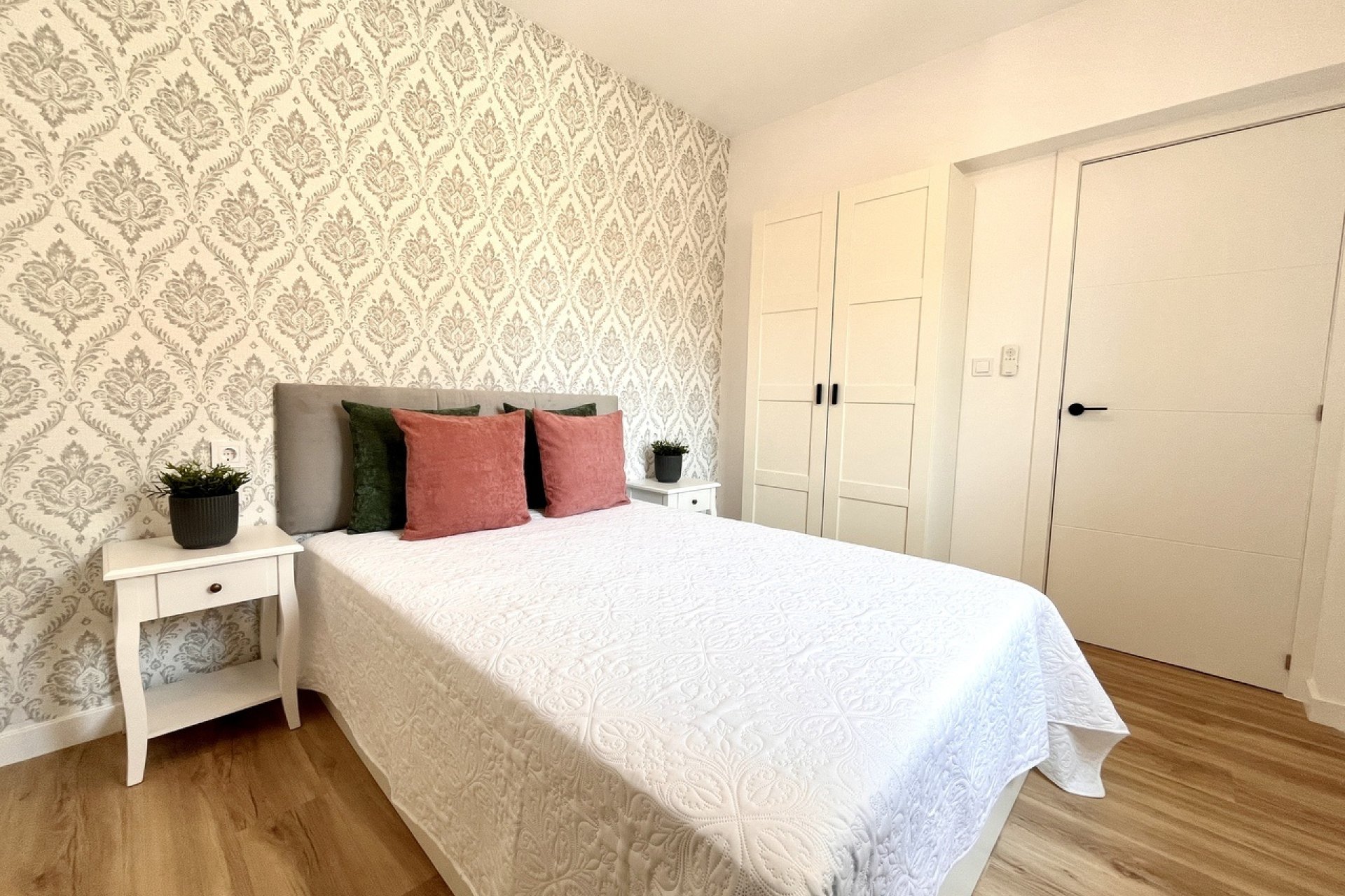 Herverkoop - Town House -
Playa Flamenca - Costa Blanca