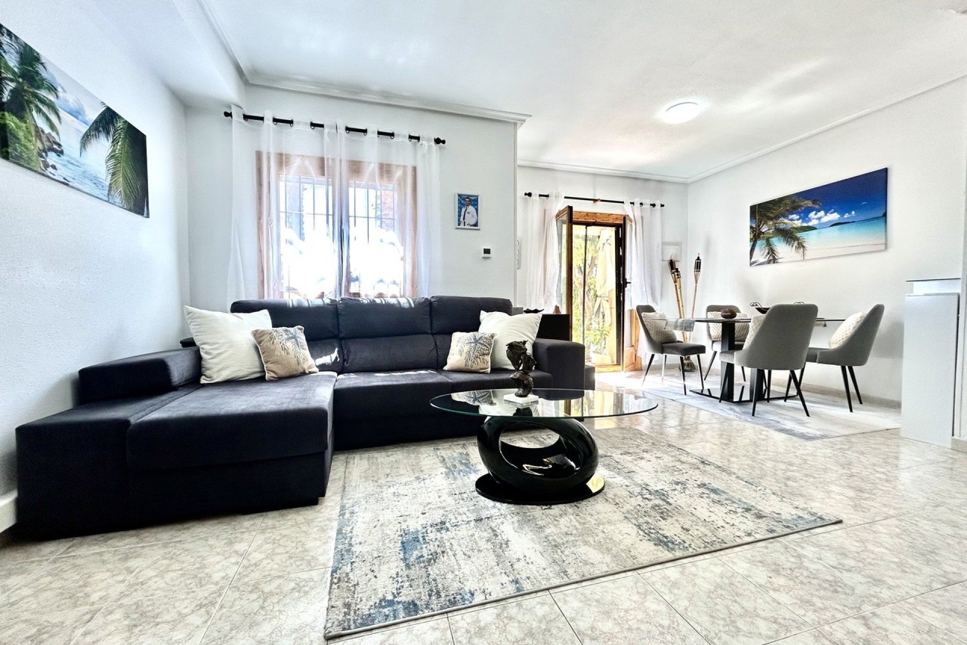 Herverkoop - Town House -
Playa Flamenca - Costa Blanca