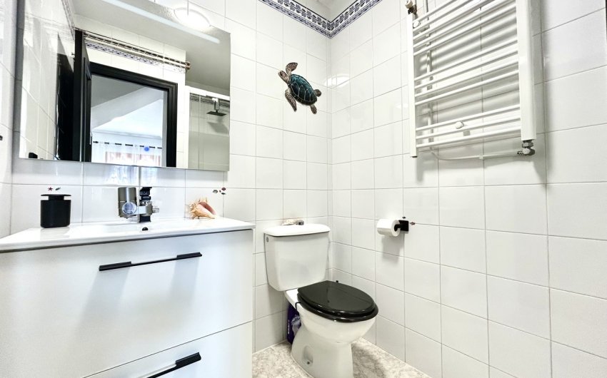 Herverkoop - Town House -
Playa Flamenca - Costa Blanca