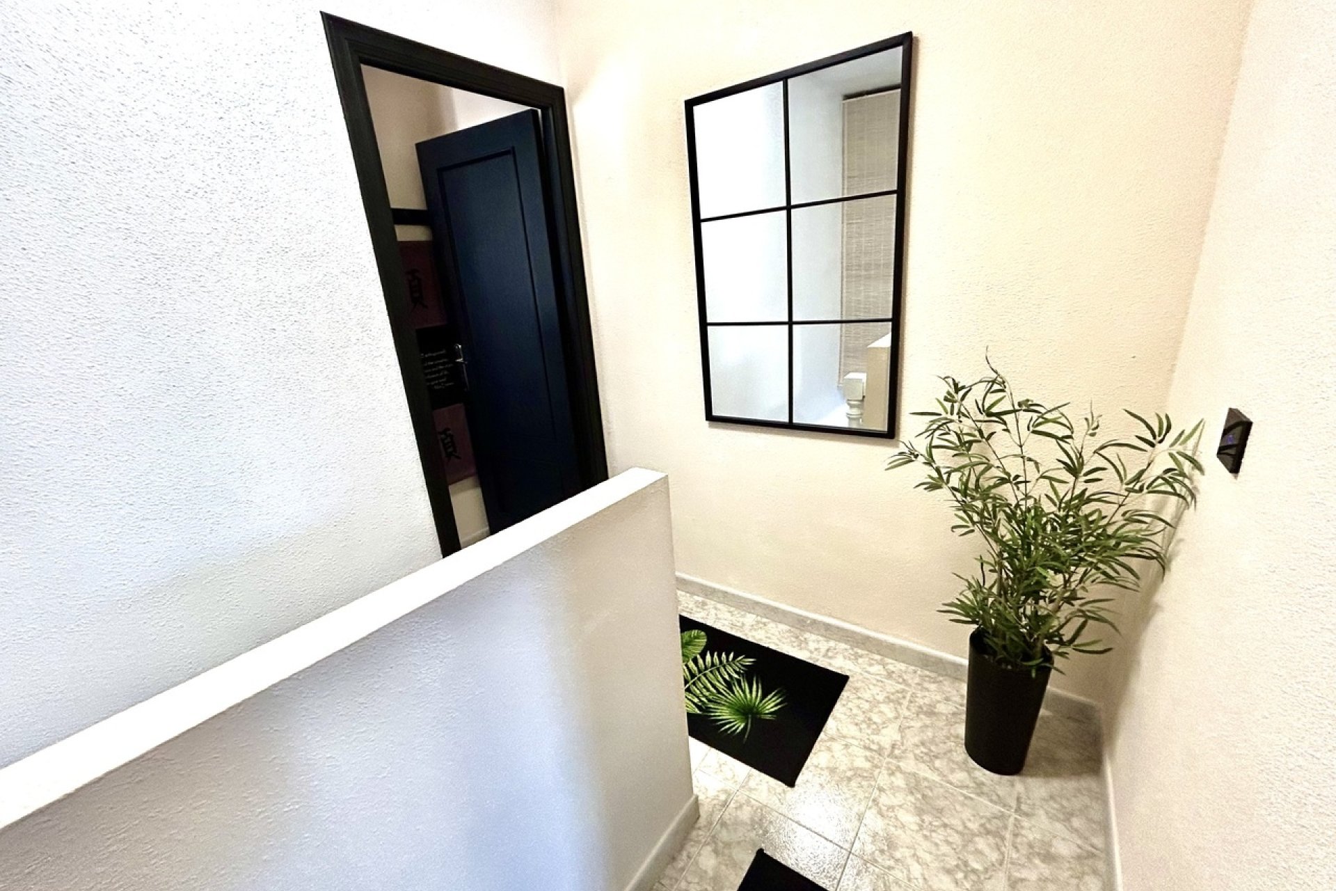 Herverkoop - Town House -
Playa Flamenca - Costa Blanca