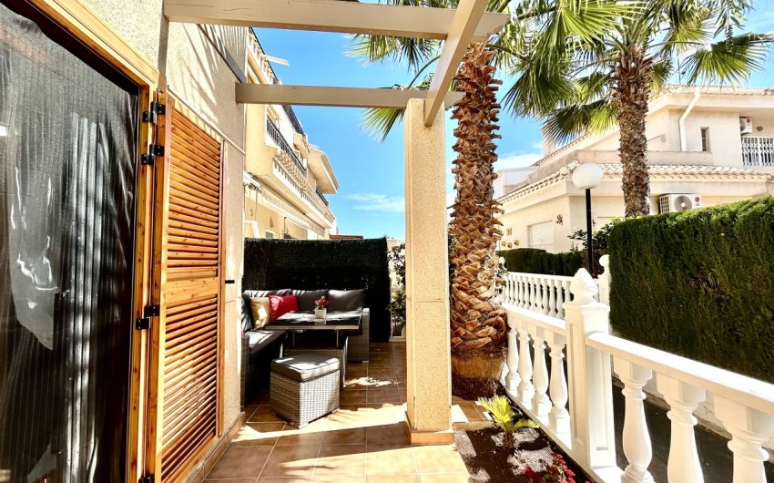 Herverkoop - Town House -
Playa Flamenca - Costa Blanca