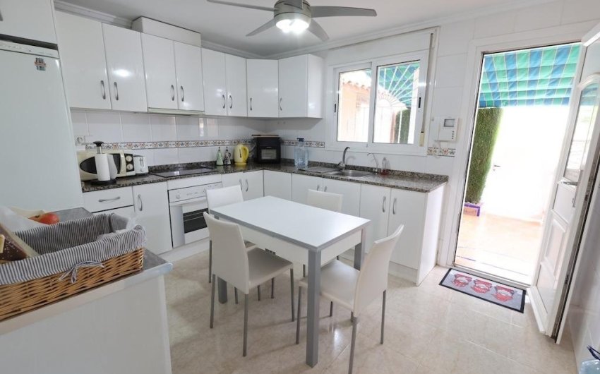 Herverkoop - Town House -
Rojales - Inland