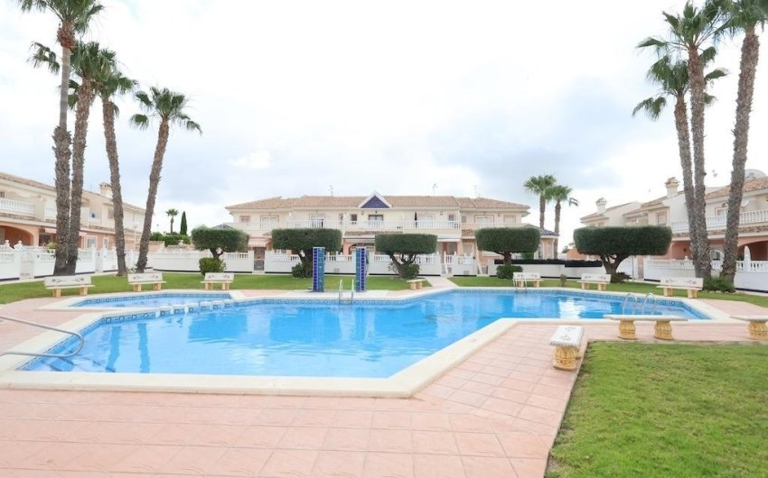 Herverkoop - Town House -
Rojales - Inland