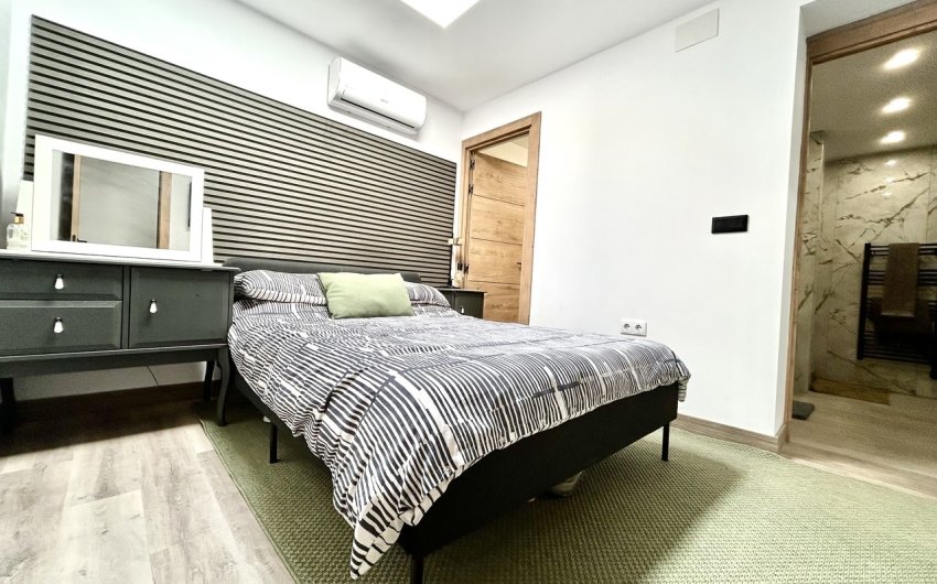 Herverkoop - Town House -
San Miguel de Salinas - Inland