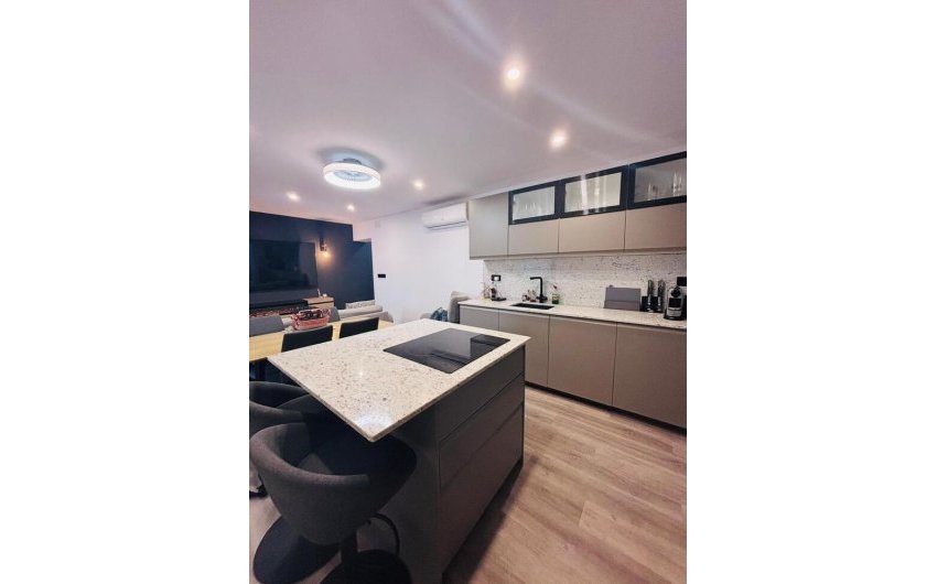 Herverkoop - Town House -
San Miguel de Salinas - Inland