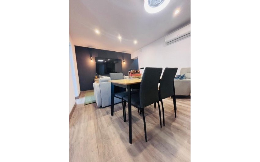 Herverkoop - Town House -
San Miguel de Salinas - Inland
