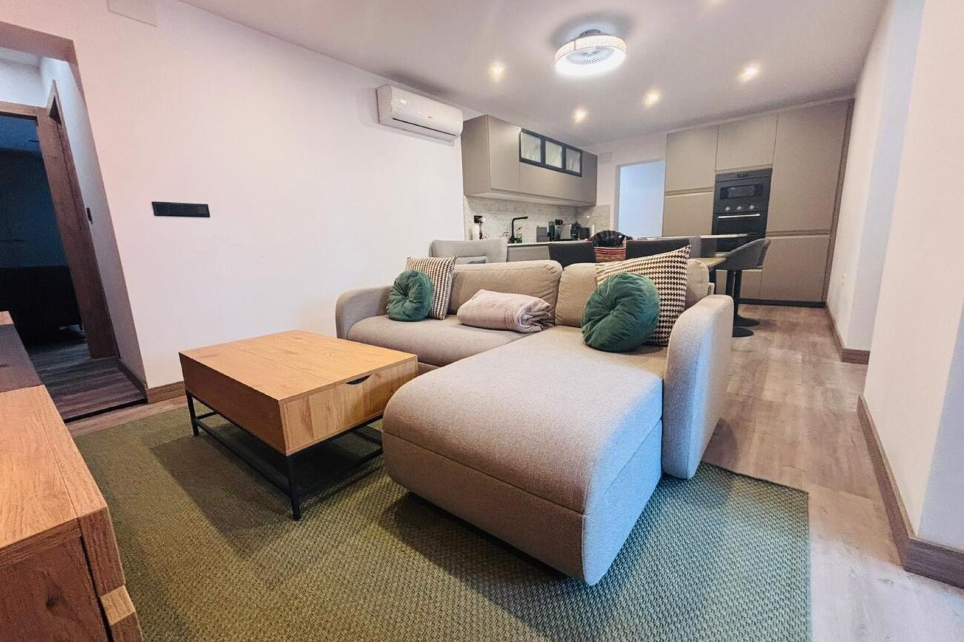 Herverkoop - Town House -
San Miguel de Salinas - Inland