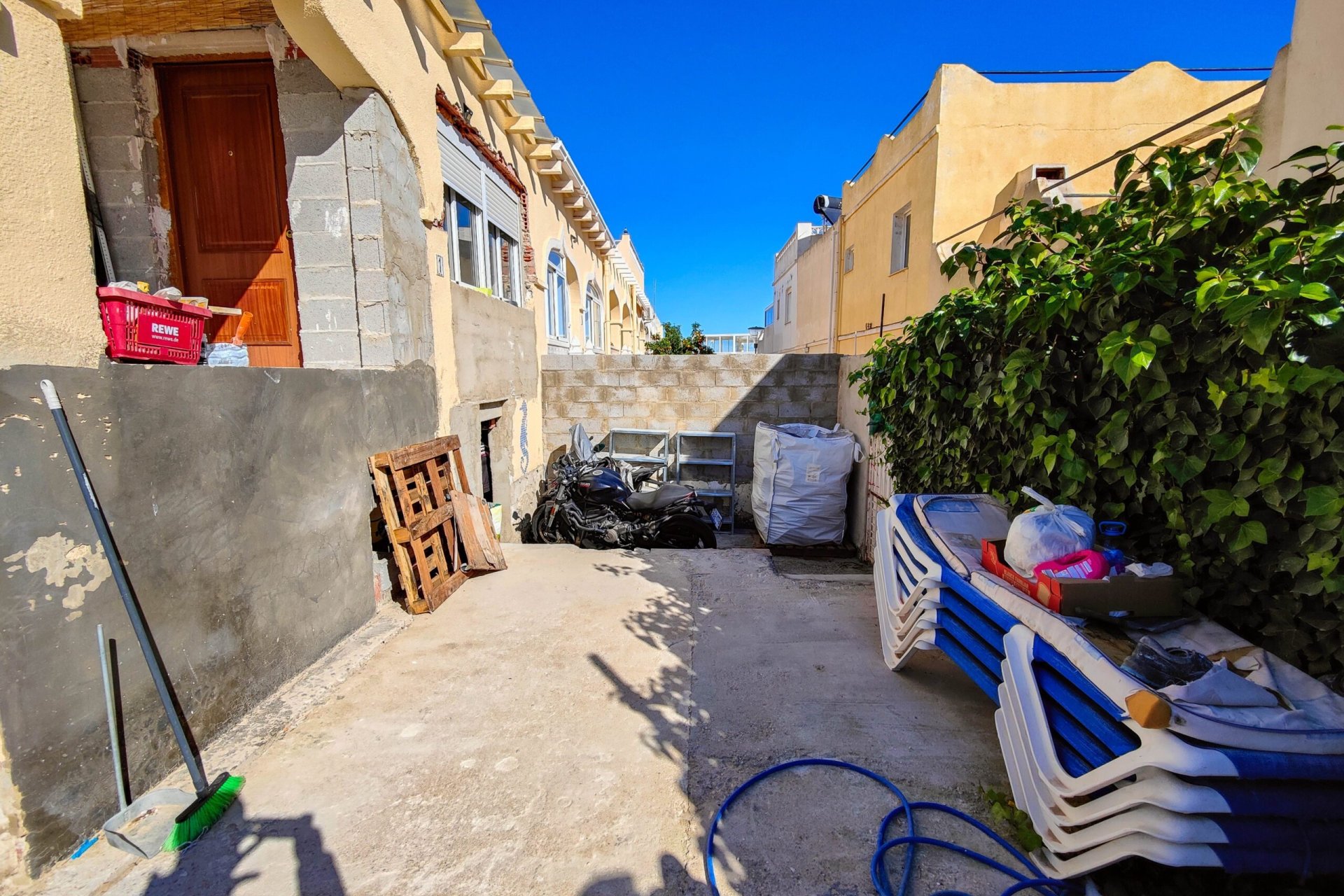 Herverkoop - Town House -
San Miguel de Salinas - Inland