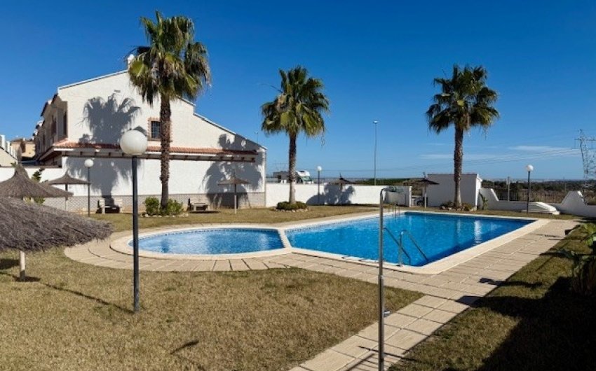 Herverkoop - Town House -
San Miguel de Salinas - Inland