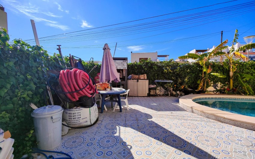 Herverkoop - Town House -
San Miguel de Salinas - Inland