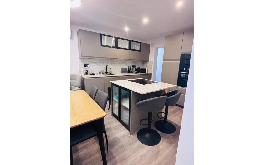 Herverkoop - Town House -
San Miguel de Salinas - Inland