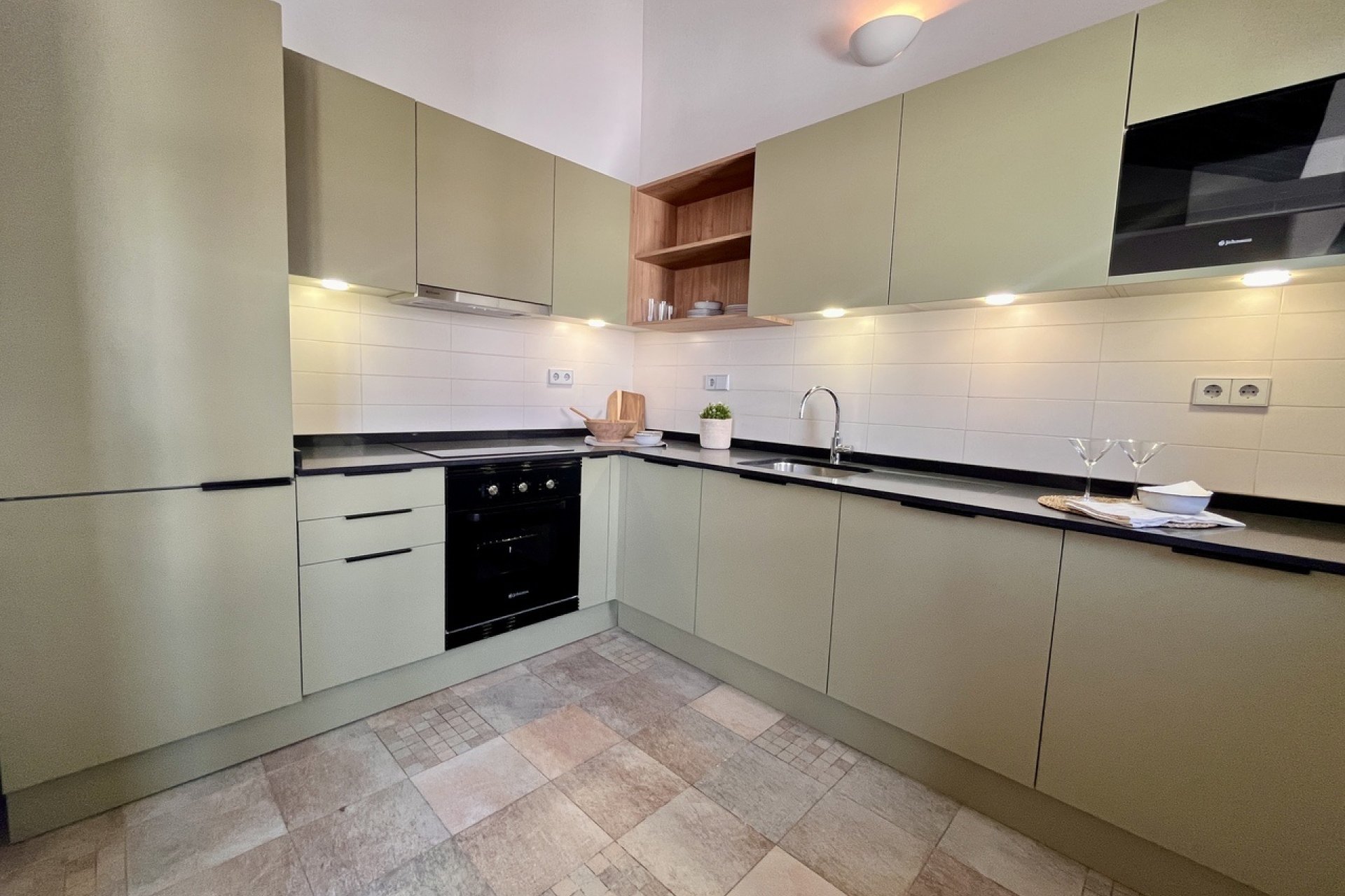 Herverkoop - Town House -
Sucina - Inland