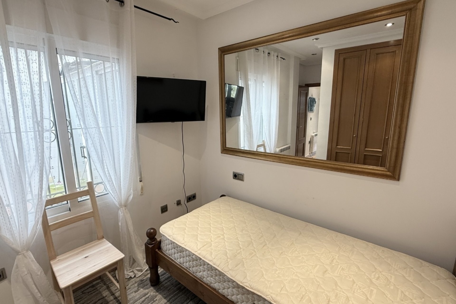 Herverkoop - Town House -
Sucina - Inland