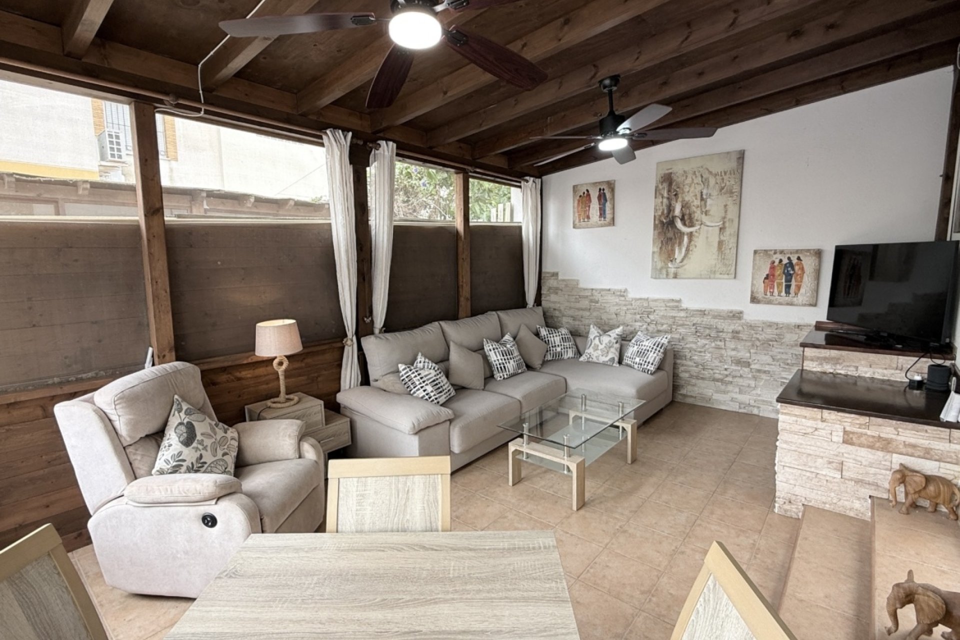 Herverkoop - Town House -
Sucina - Inland