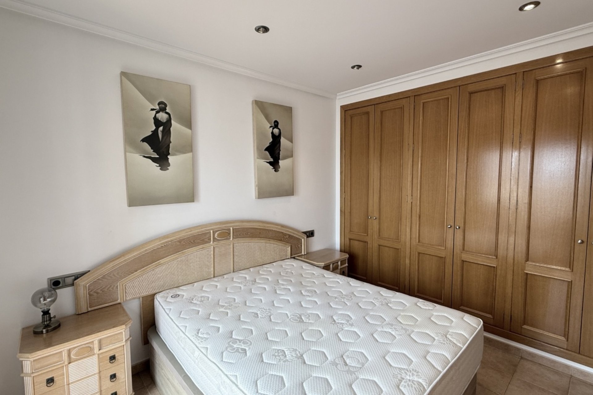 Herverkoop - Town House -
Sucina - Inland