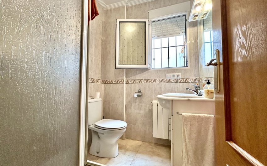 Herverkoop - Town House -
Torre de la Horadada - Costa Blanca