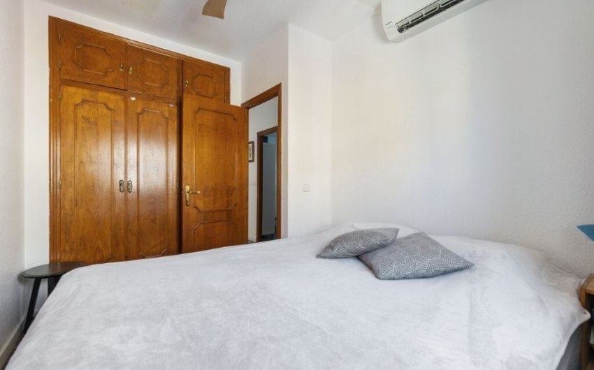 Herverkoop - Town House -
Torrevieja - Cabo Cervera