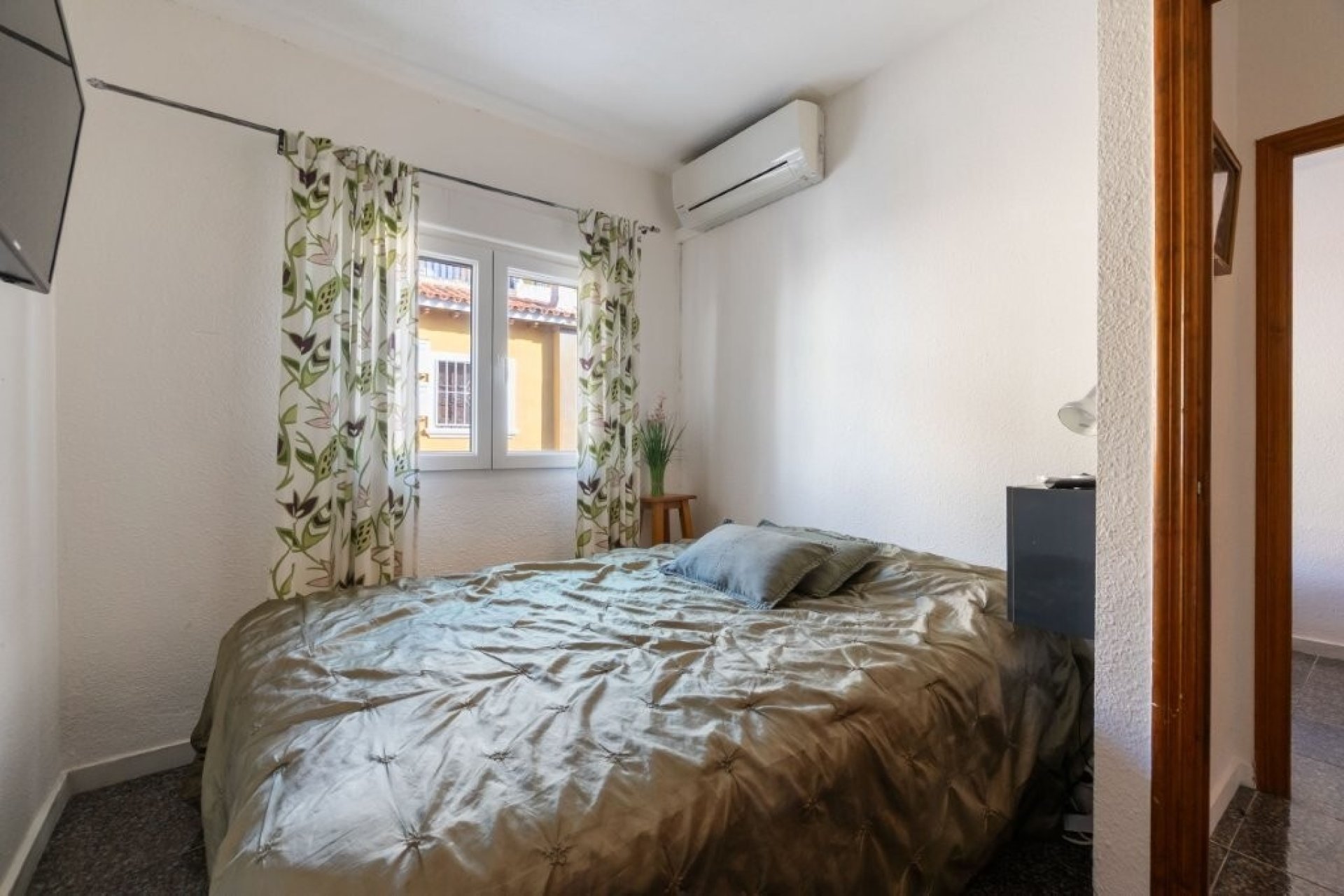 Herverkoop - Town House -
Torrevieja - Cabo Cervera