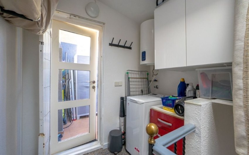 Herverkoop - Town House -
Torrevieja - Cabo Cervera