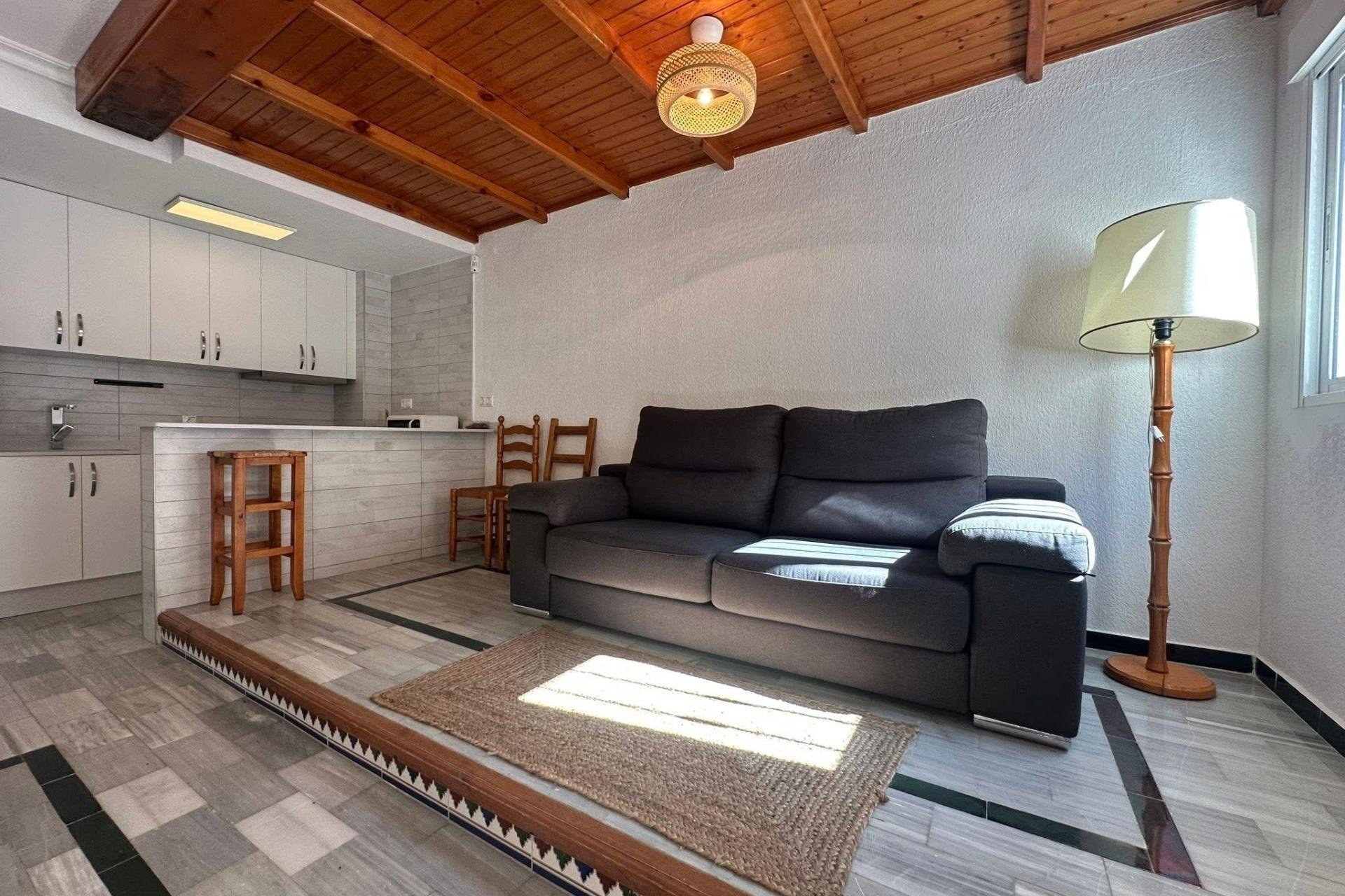 Herverkoop - Town House -
Torrevieja - Cabo Cervera