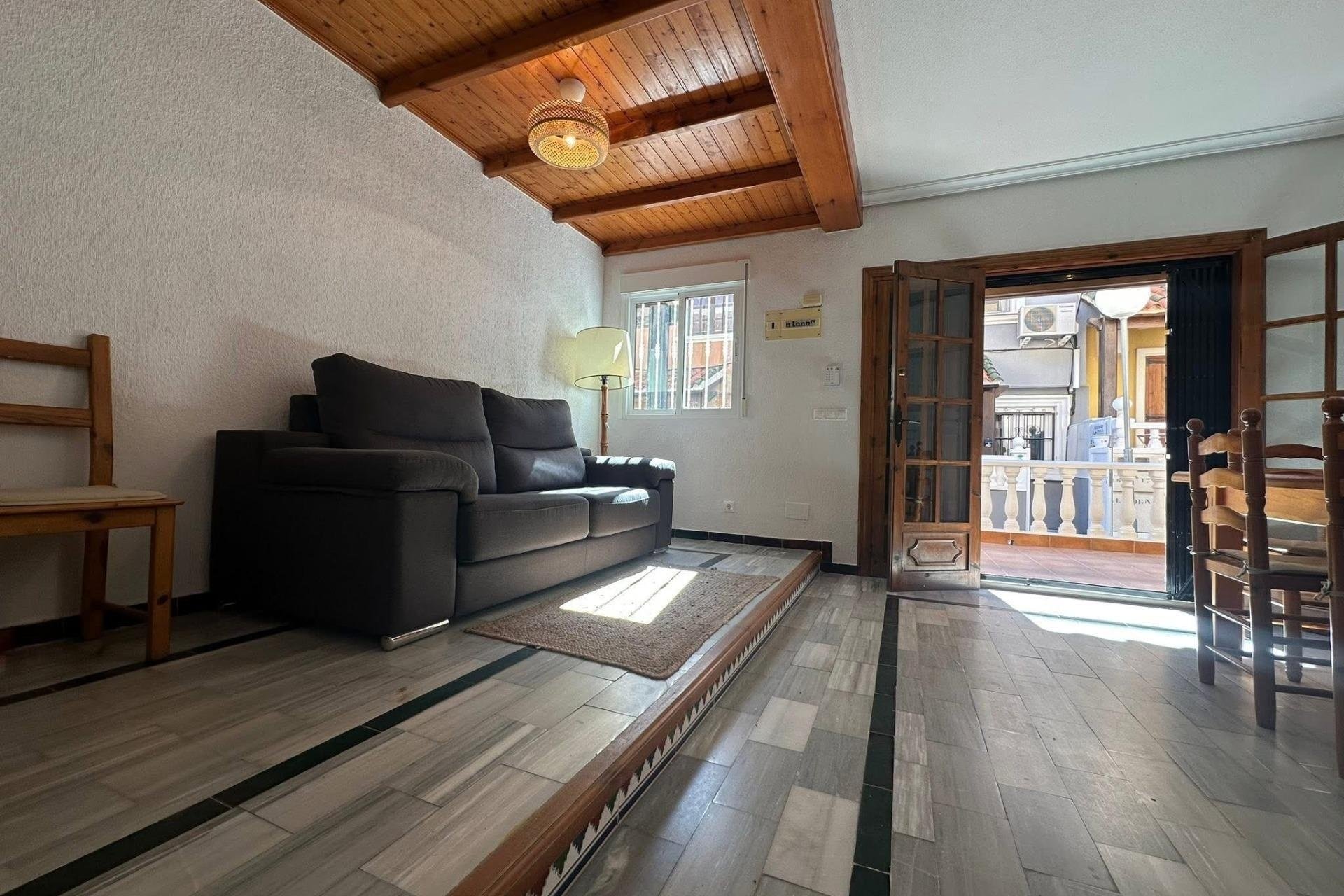 Herverkoop - Town House -
Torrevieja - Cabo Cervera