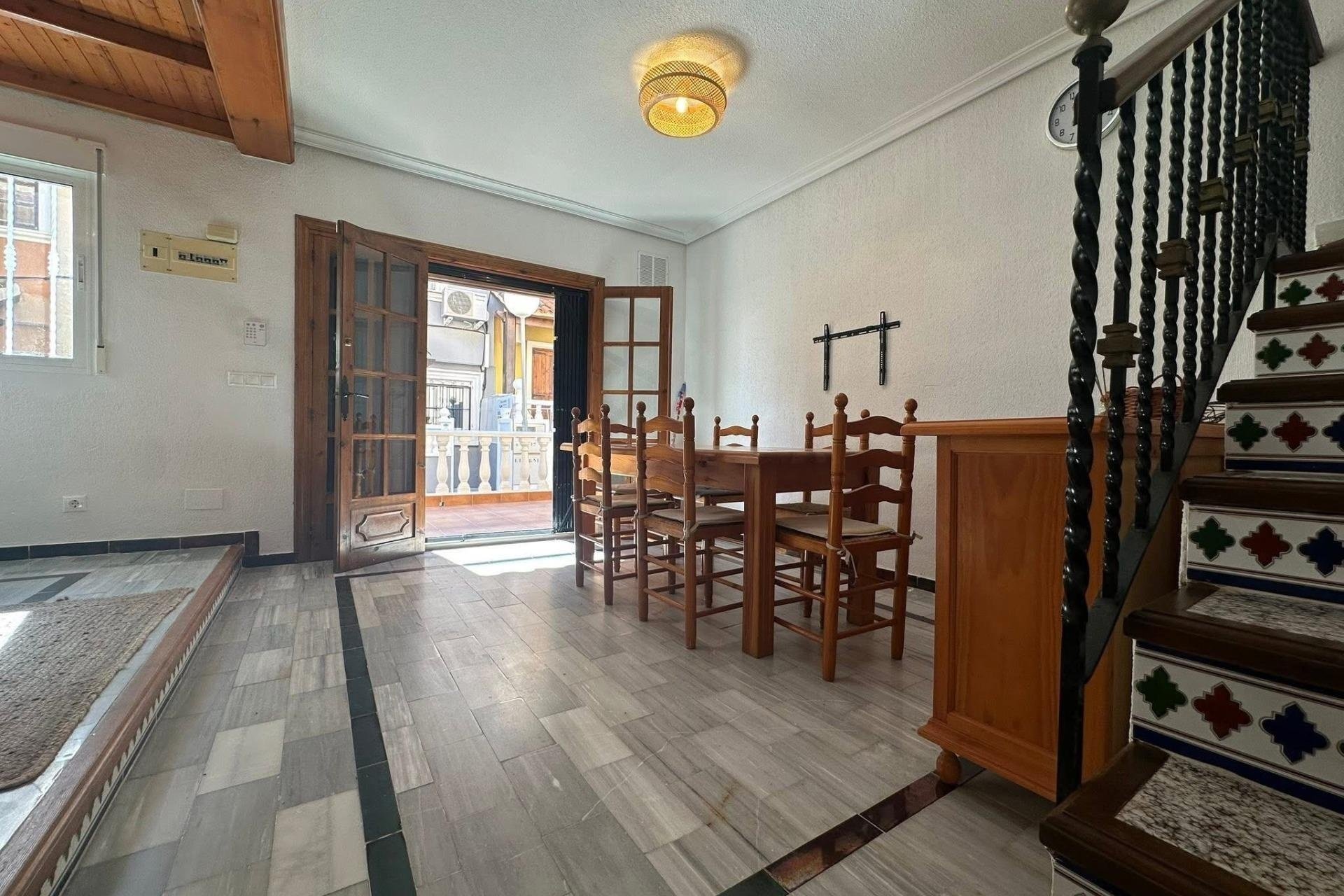 Herverkoop - Town House -
Torrevieja - Cabo Cervera