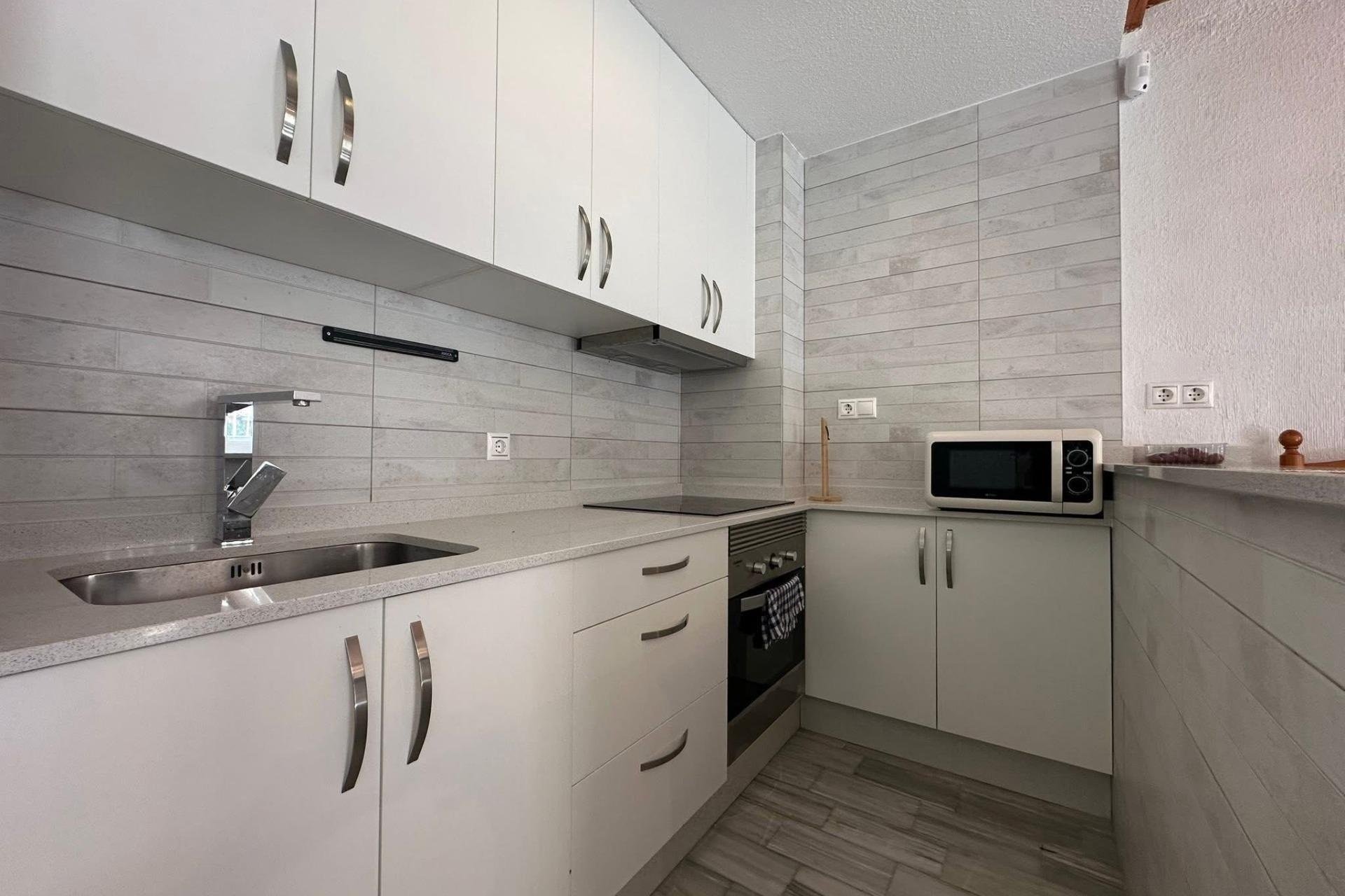 Herverkoop - Town House -
Torrevieja - Cabo Cervera