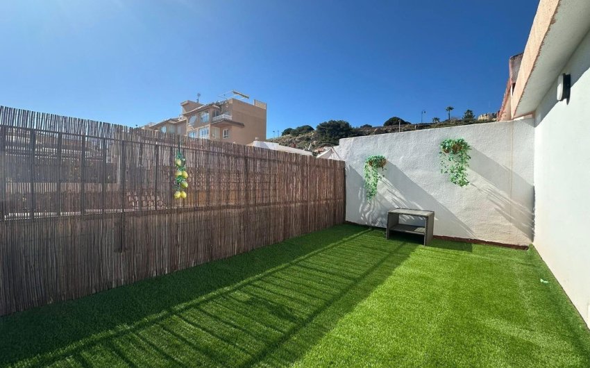 Herverkoop - Town House -
Torrevieja - Cabo Cervera