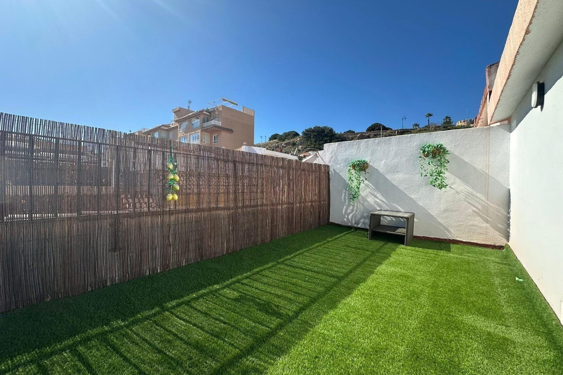 Herverkoop - Town House -
Torrevieja - Cabo Cervera