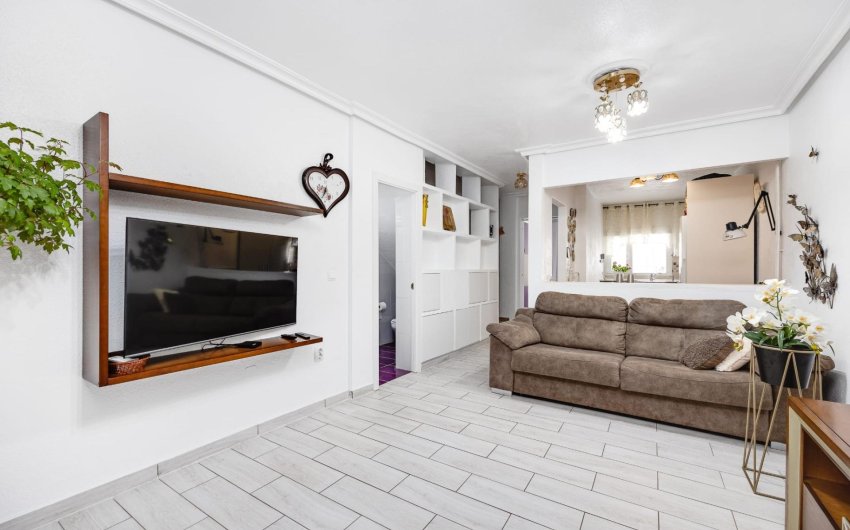 Herverkoop - Town House -
Torrevieja - Calas Blanca