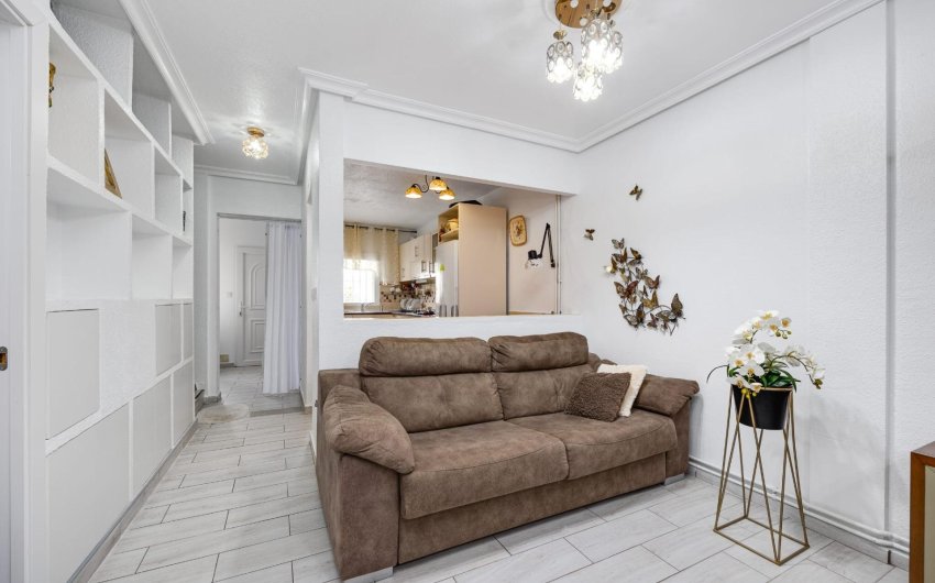 Herverkoop - Town House -
Torrevieja - Calas Blanca