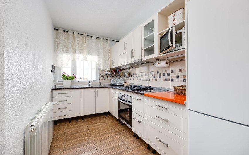 Herverkoop - Town House -
Torrevieja - Calas Blanca