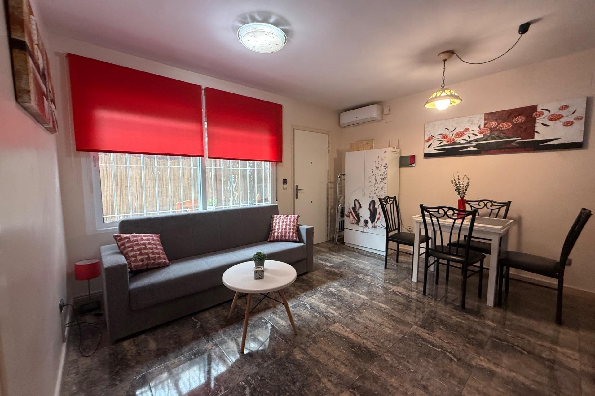 Herverkoop - Town House -
Torrevieja - Carrefour