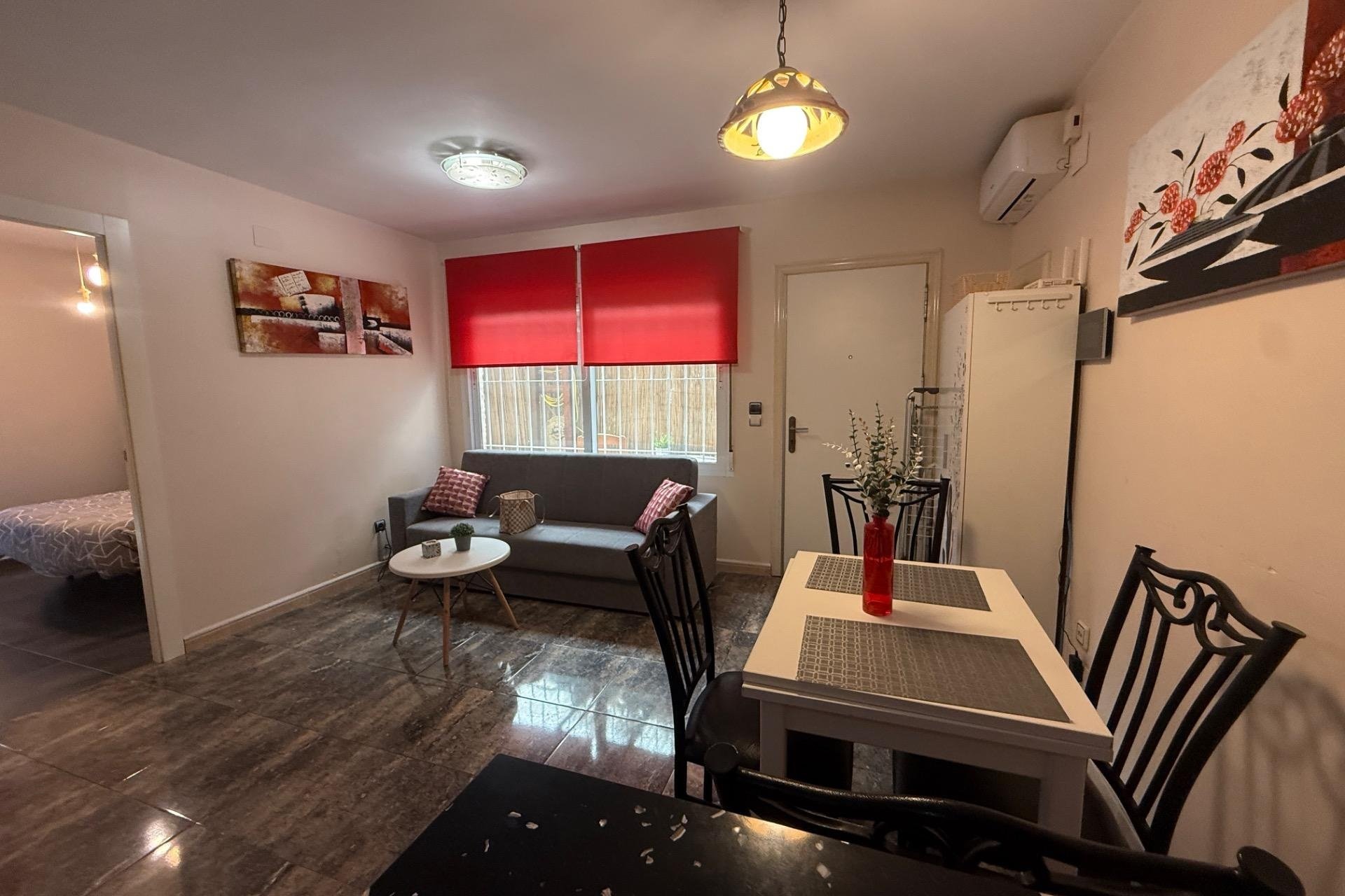 Herverkoop - Town House -
Torrevieja - Carrefour