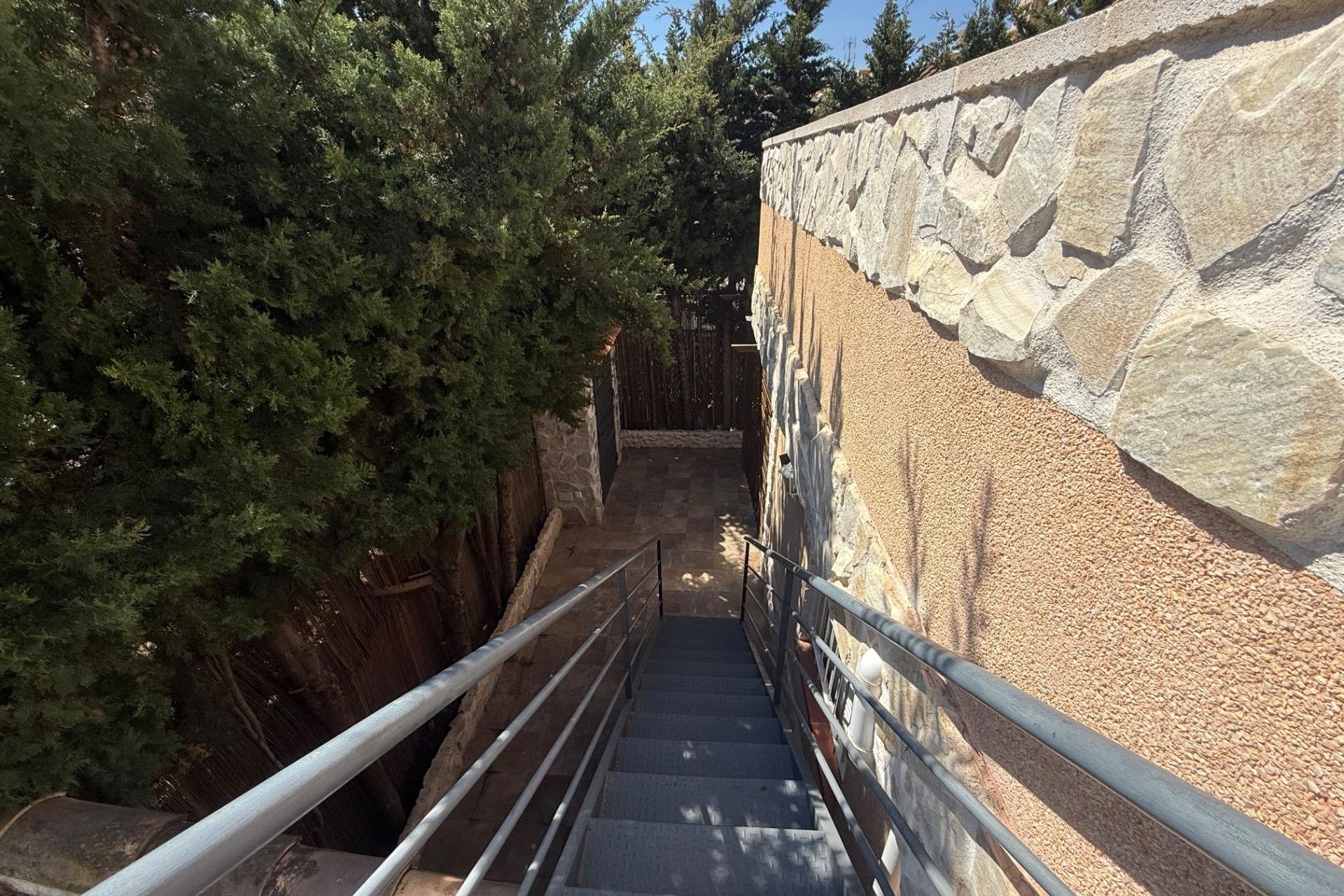 Herverkoop - Town House -
Torrevieja - Carrefour