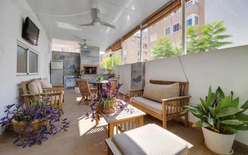 Herverkoop - Town House -
Torrevieja - Centro