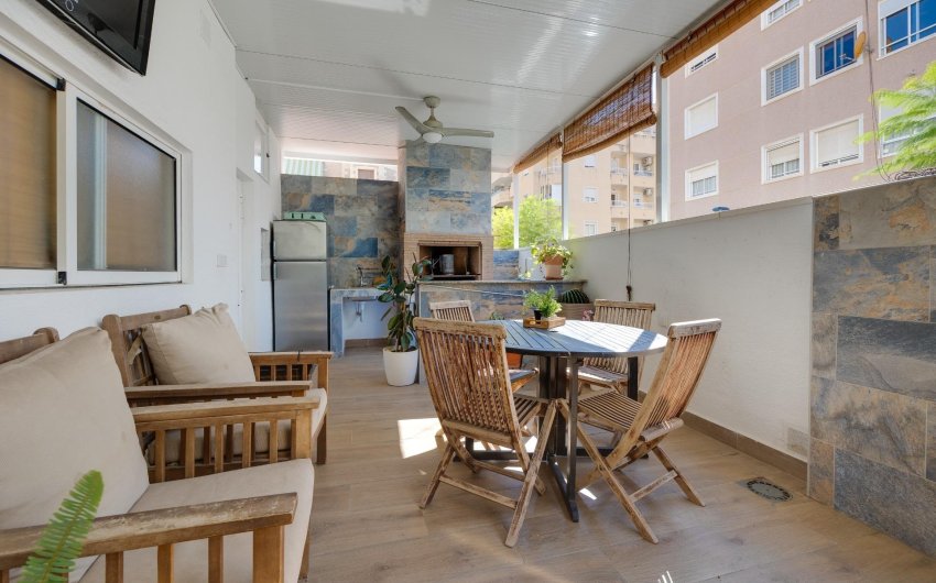 Herverkoop - Town House -
Torrevieja - Centro