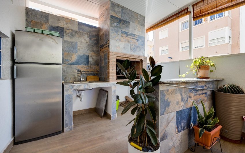Herverkoop - Town House -
Torrevieja - Centro
