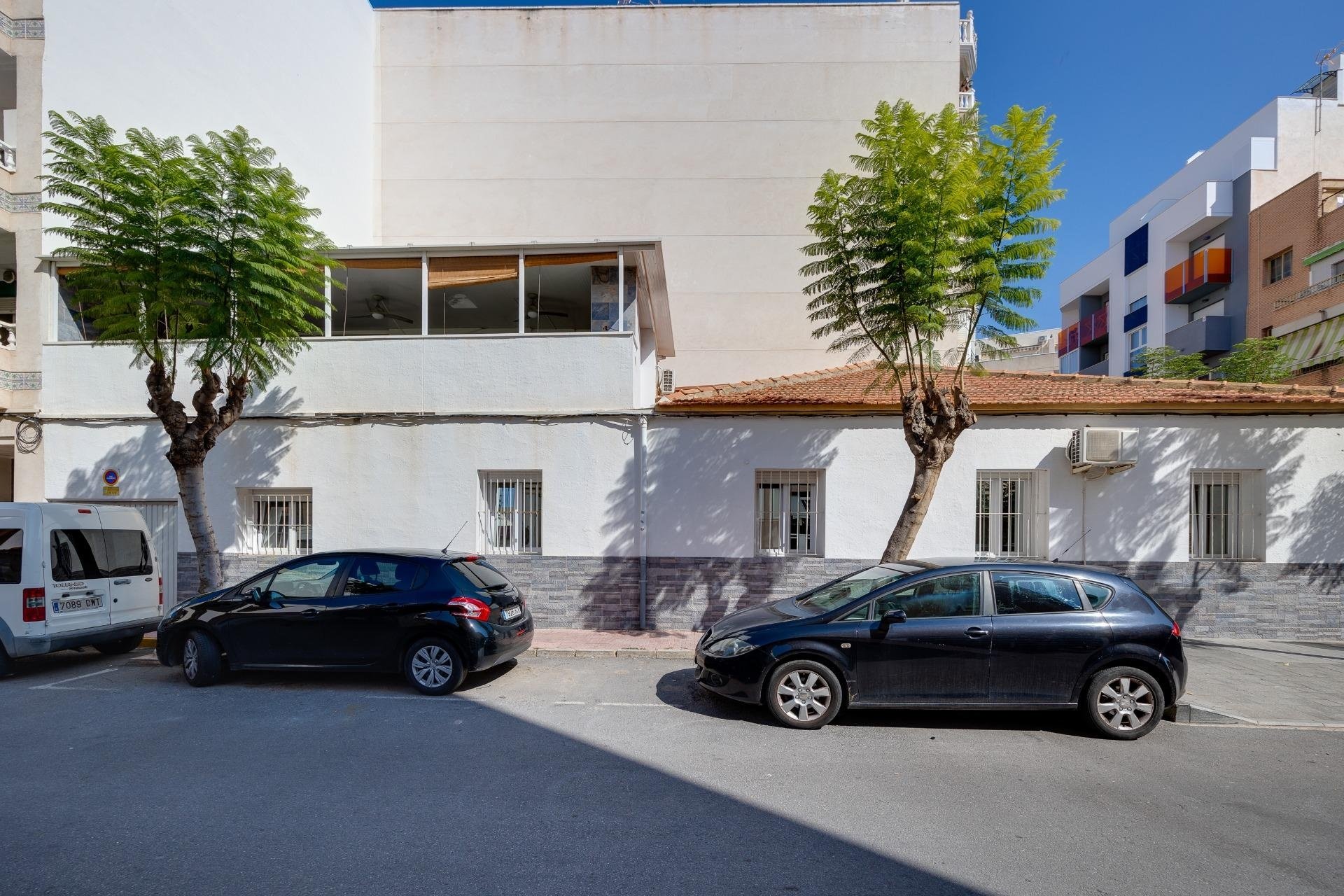 Herverkoop - Town House -
Torrevieja - Centro