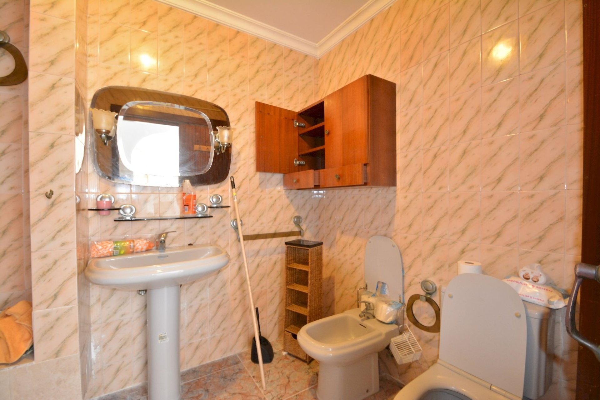 Herverkoop - Town House -
Torrevieja - Costa Blanca