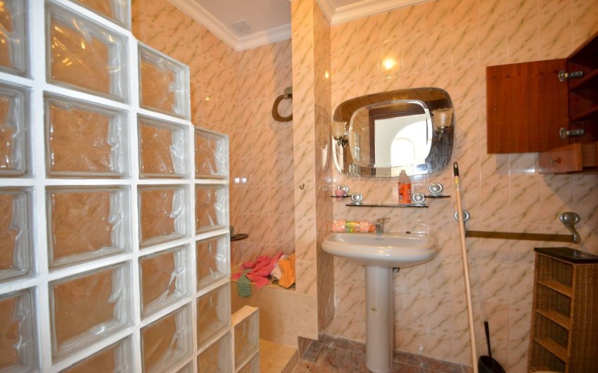 Herverkoop - Town House -
Torrevieja - Costa Blanca
