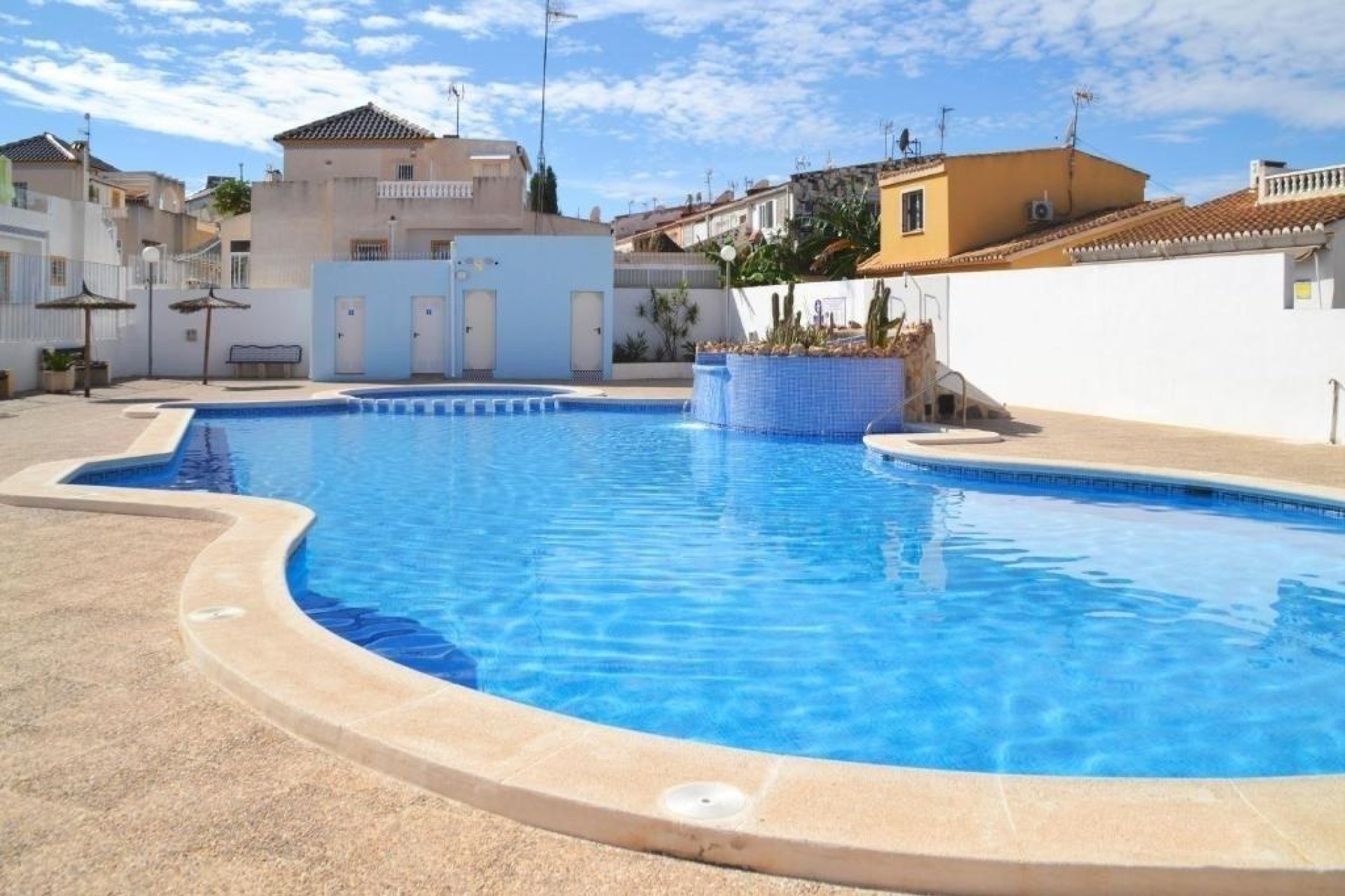 Herverkoop - Town House -
Torrevieja - Costa Blanca
